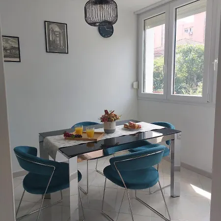 Tony Close To Everything Appartement