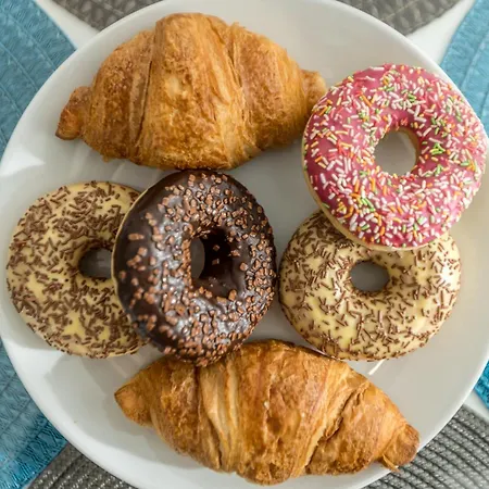 Tony Close To Everything