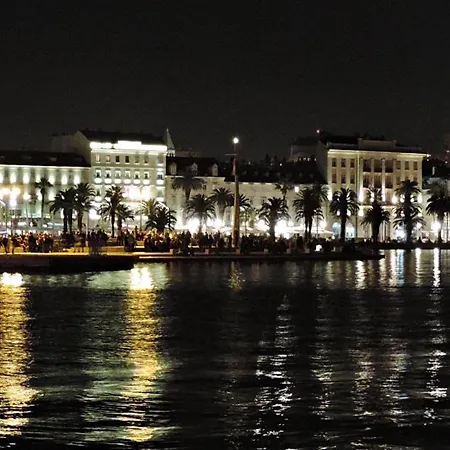 Tony Close To Everything Appartamento