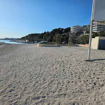 Tony Close To Everything *