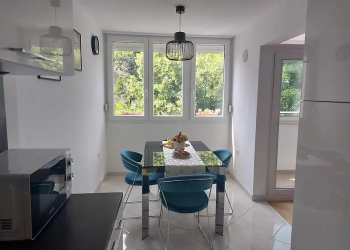 Tony Close To Everything 公寓