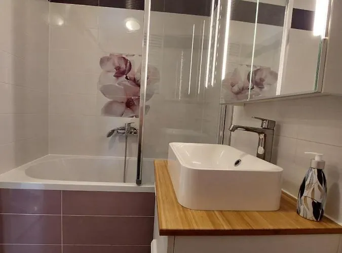 Tony Close To Everything 公寓