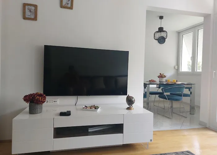 Tony Close To Everything 公寓